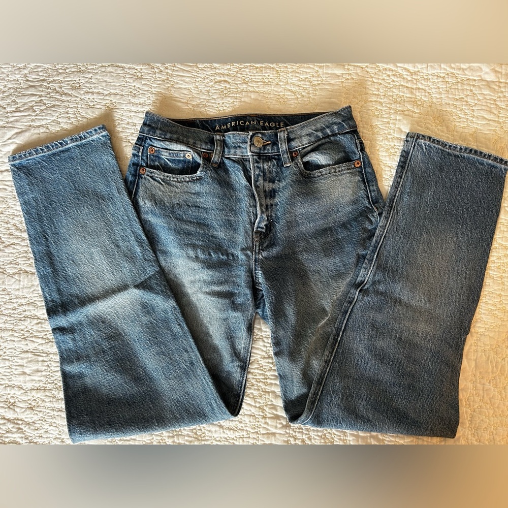 American Eagle women’s super high rise straight ankle jeans